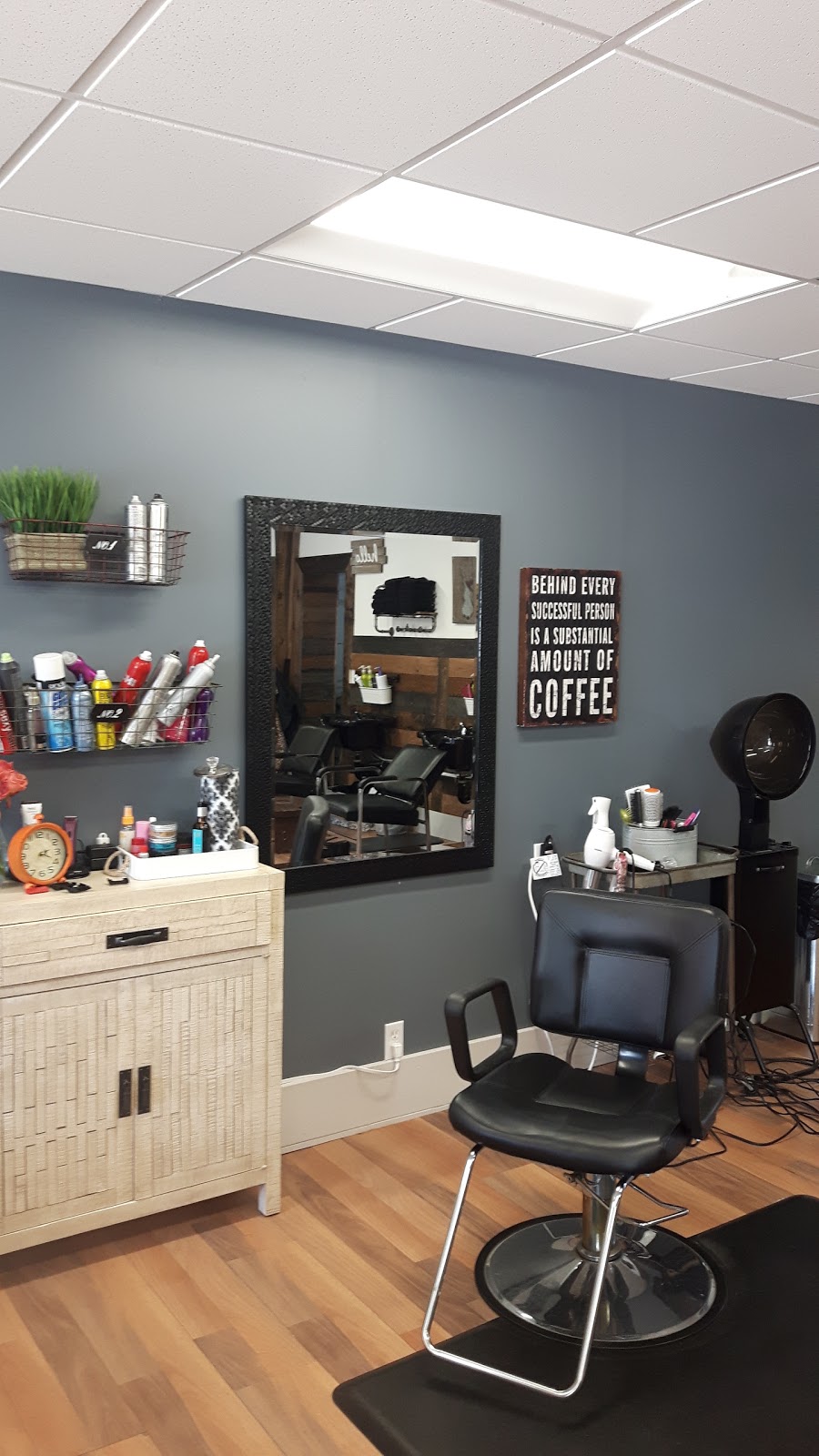 Dragonfly Salon And Design | 45 White Earth St, Smoky Lake, AB T0A 3C0, Canada | Phone: (780) 656-2365