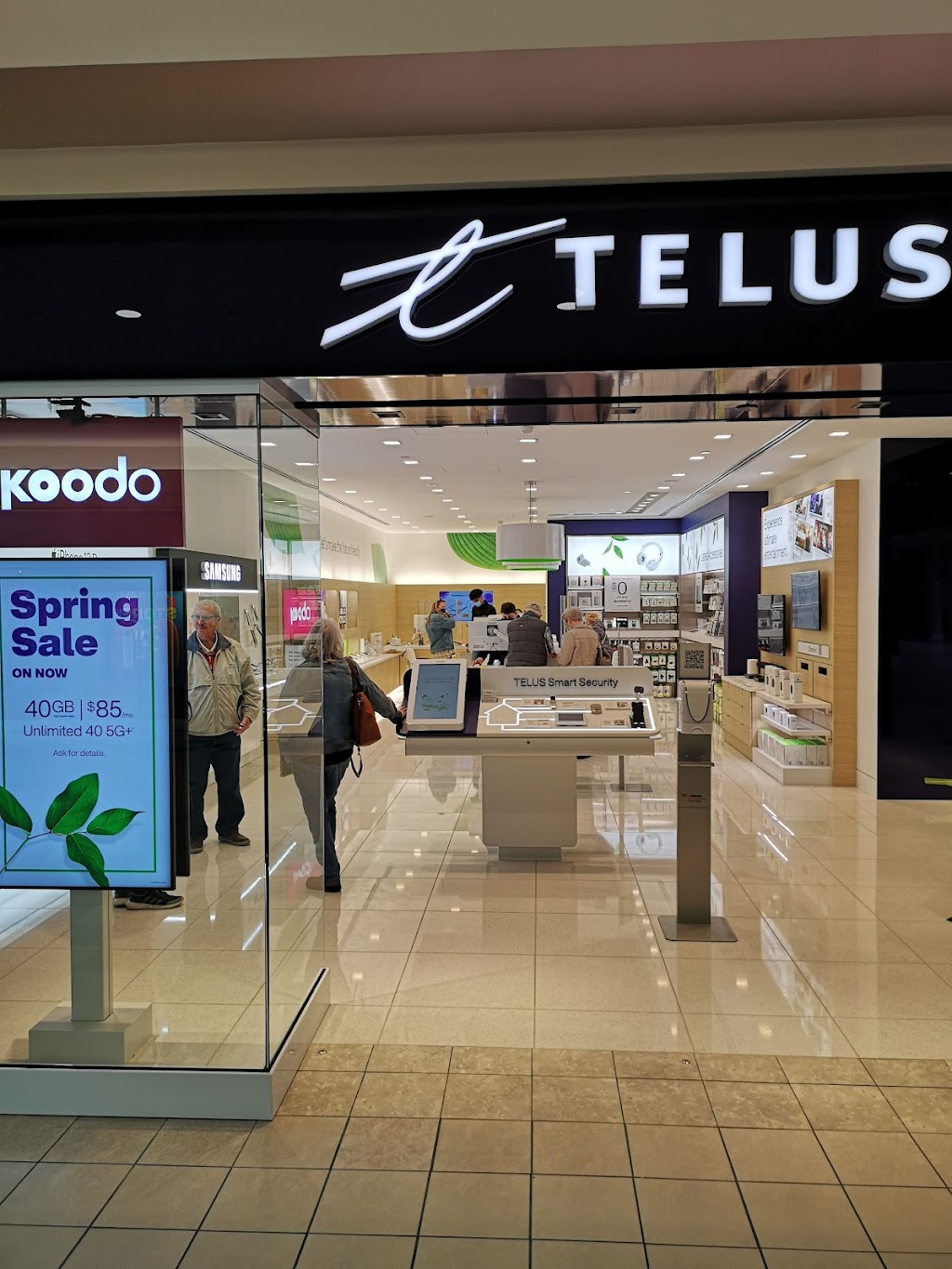 TELUS Store | 375 St Albert Trail #135, St. Albert, AB T8N 3K8, Canada | Phone: (780) 458-2446