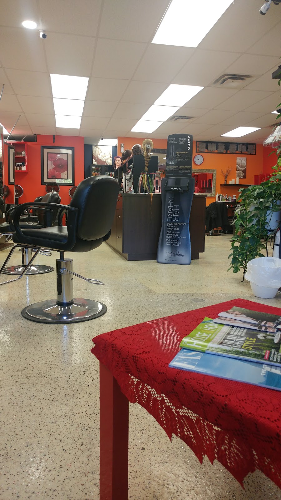 Oasis Unisex Hair Studio | 1144 Cadboro Rd, Ottawa, ON K1J 7R1, Canada | Phone: (613) 745-8945