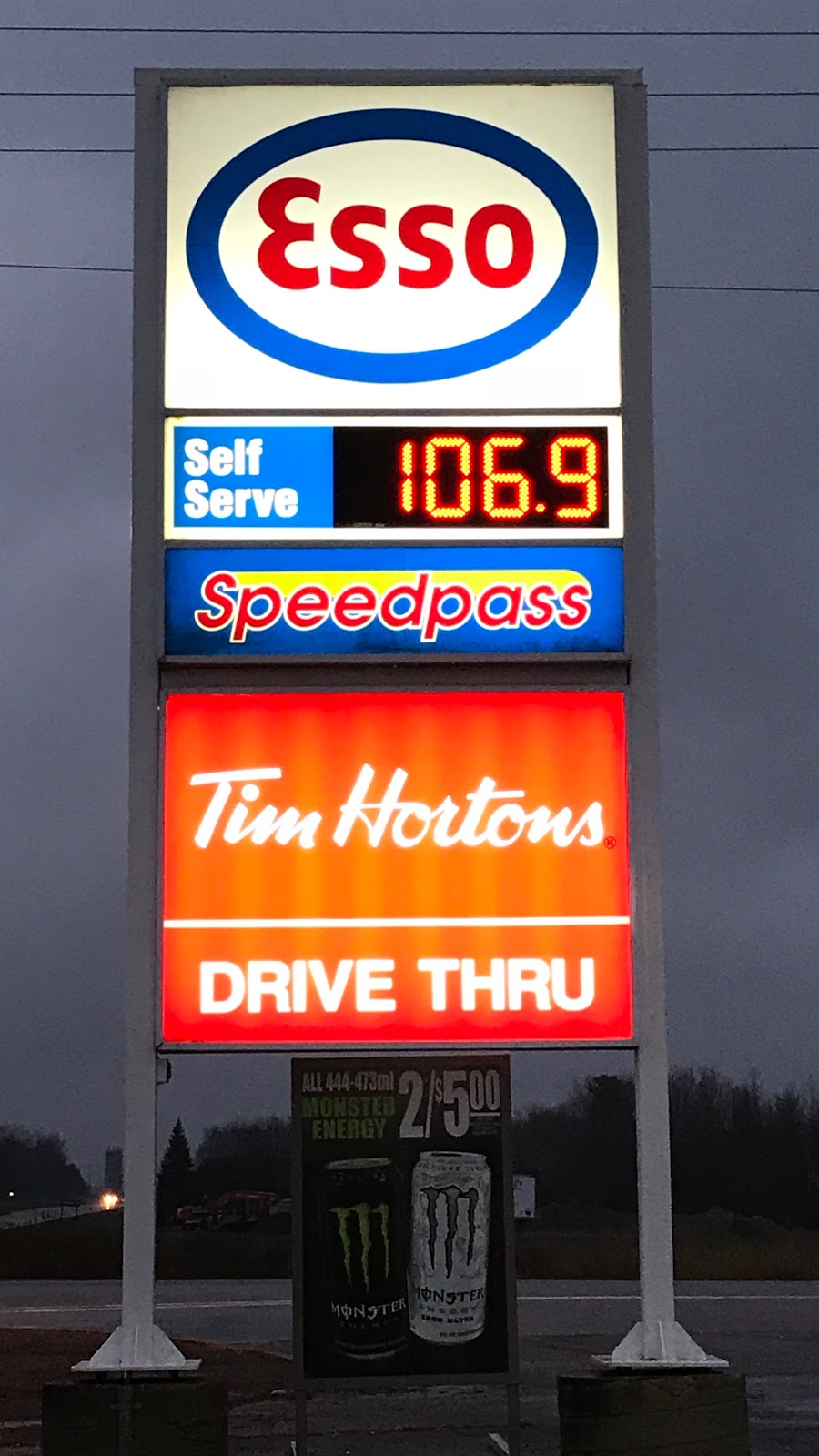 MONKLAND ESSO | 3456 ON-138, Monkland, ON K0C 1V0, Canada | Phone: (613) 346-0456