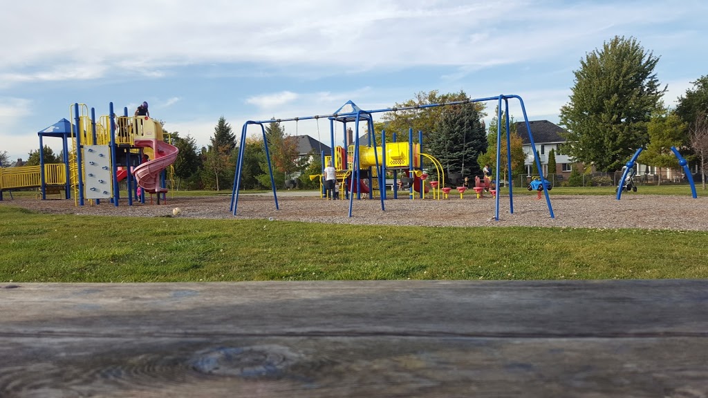 Meadowlands Community Park | 160 Meadowlands Boulevard, Ancaster, ON L9K 1H8, Canada | Phone: (905) 540-5590