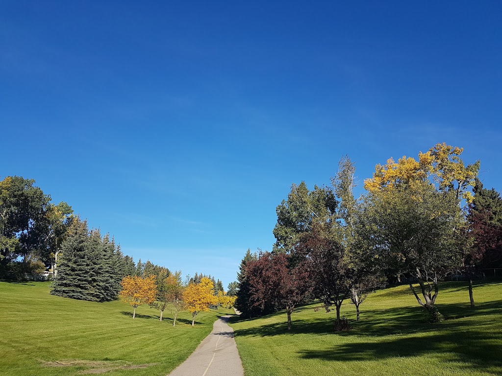 Egerts Park | 151 Thames Close NW, Calgary, AB T2K 2T7, Canada | Phone: (403) 268-2489