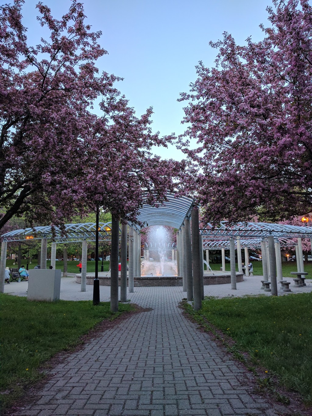 J. Arthur Champagne Park | Rosemont-La Petite-Patrie, Montreal, QC H1X, Canada