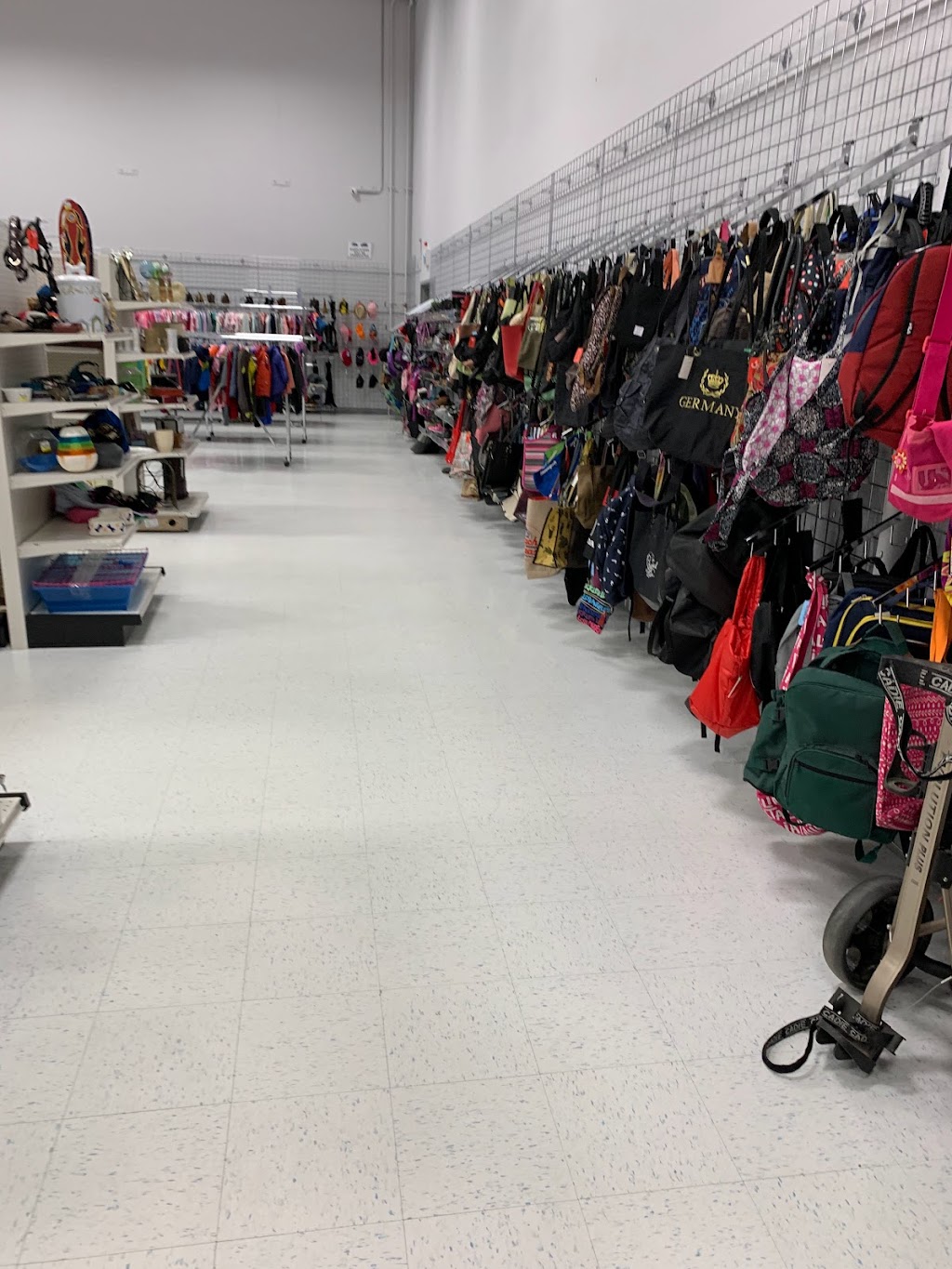 Goodwill Thrift Store | 730 St Albert Trail, St. Albert, AB T8N 7H5, Canada | Phone: (587) 570-5684