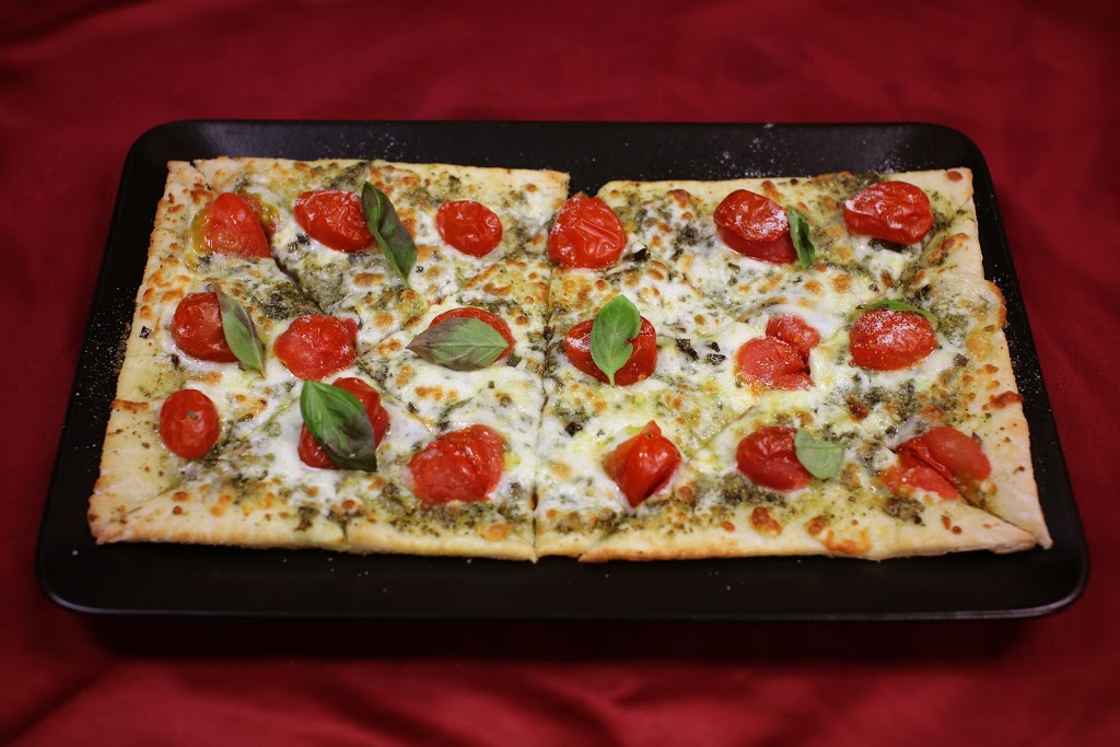 Dianas Cucina Pizza | 730 St Annes Rd Unit R, Winnipeg, MB R2N 0A2, Canada | Phone: (204) 691-2828