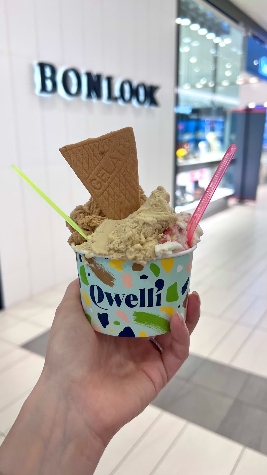 Qwelli - Lart du gelato | 3050 Boul de Portland, Sherbrooke, QC J1L 1K1, Canada | Phone: (819) 791-3880