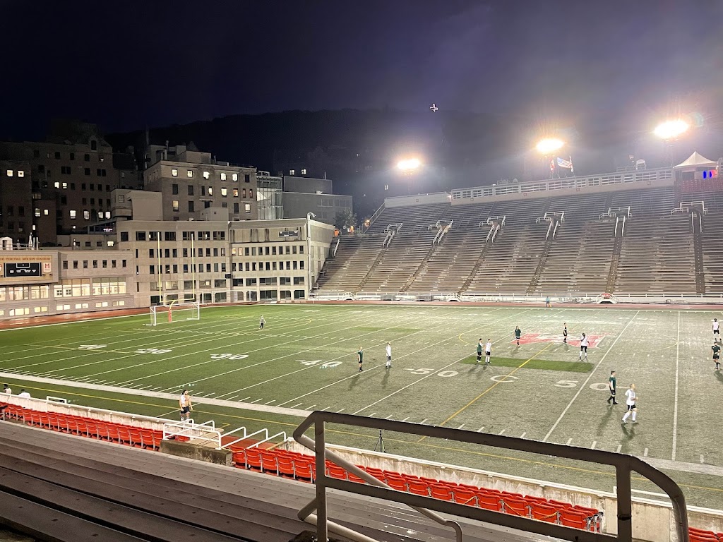 Percival Molson Memorial Stadium | 475 Av. des Pins, Montréal, QC H2W 1S4, Canada | Phone: (514) 398-7000