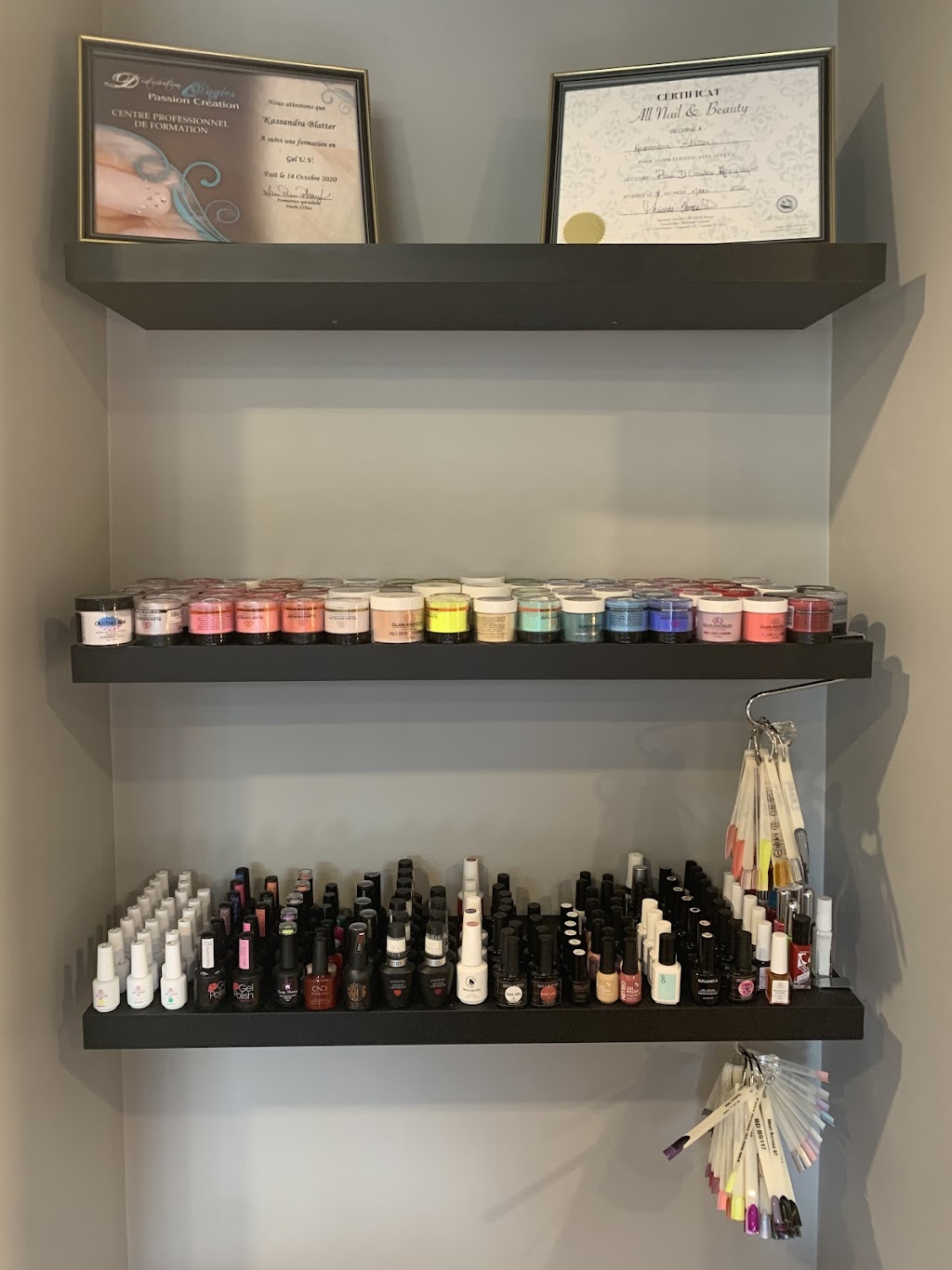 Ongles Kassandra | 431 Rue Simoneau, Thetford Mines, QC G6G 1T4, Canada | Phone: (418) 281-8533