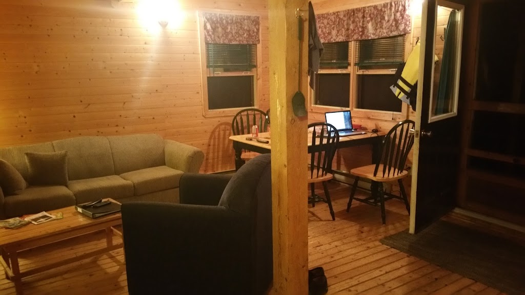 Falls Lake Cottage Rental | 770 Pioneer Dr, Windsor, NS B0N 2T0, Canada | Phone: (902) 489-3061