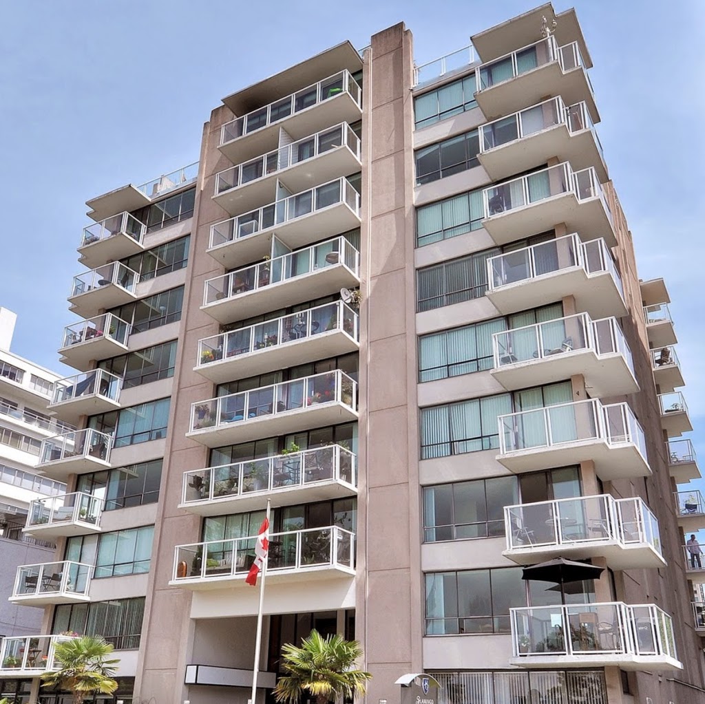 Flamingo Rental Apartments | 2061 Beach Ave, Vancouver, BC V6G 1Z3, Canada | Phone: (604) 689-8882