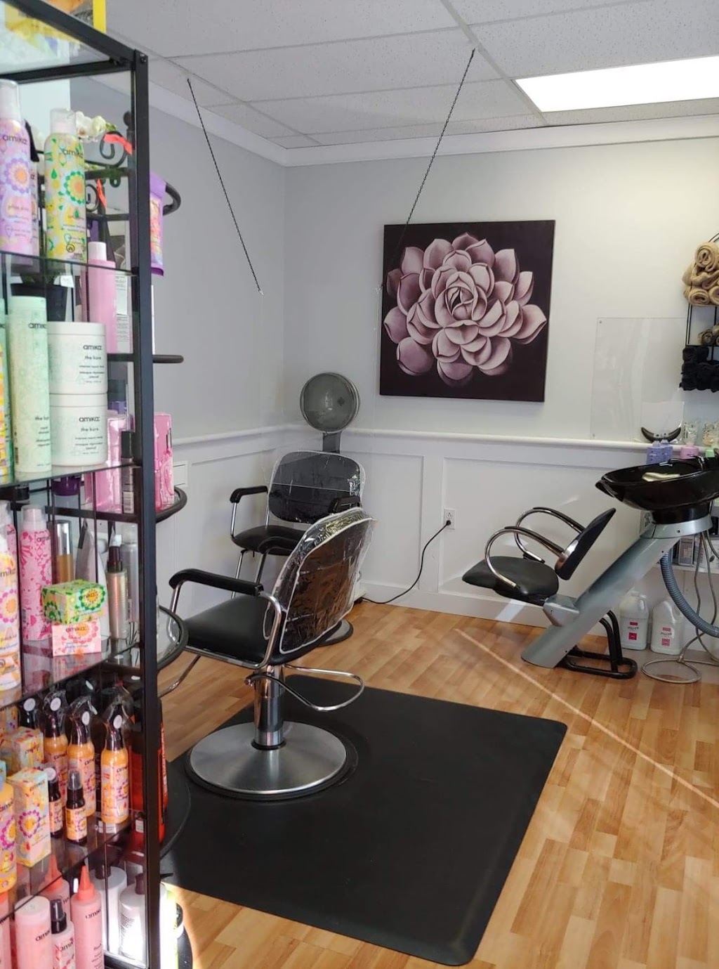 Coiffure Signée Véro | 835 Montée Sainte-Julie, Sainte-Julie, QC J3E 1W9, Canada | Phone: (438) 398-3536