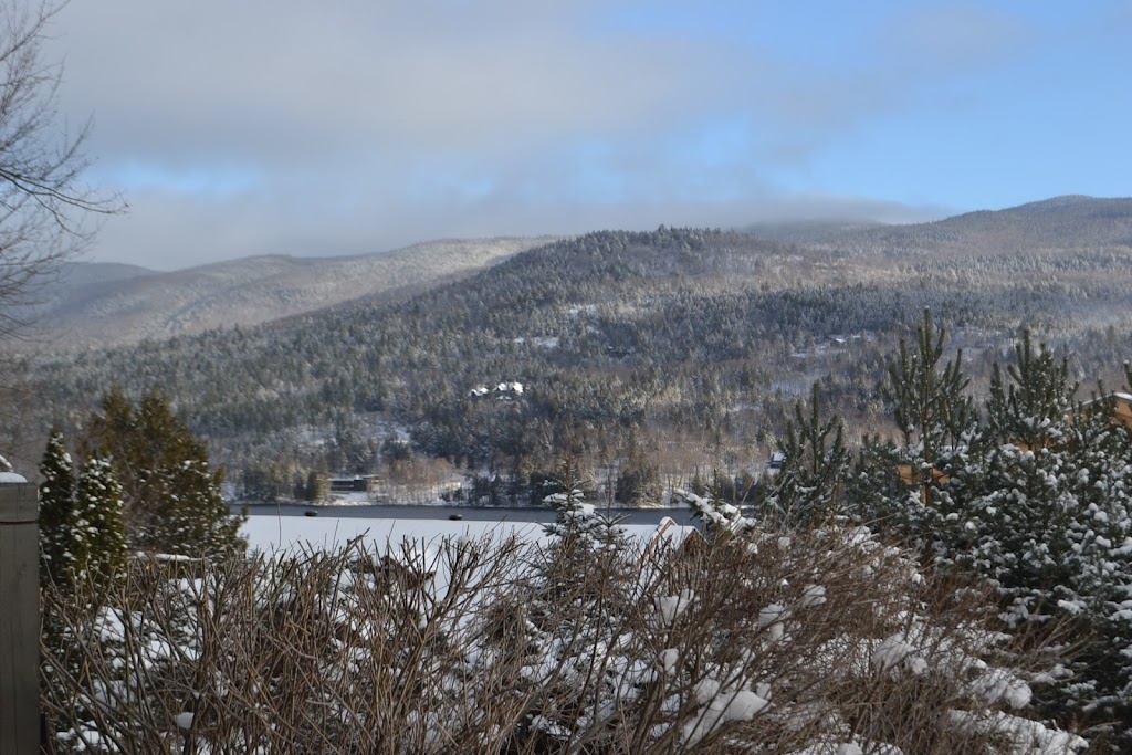 Elegant Apartment by Suites Tremblant on the Lake | 227 Ch. de Lac Tremblant N A411, Mont-Tremblant, QC J8E 1B9, Canada | Phone: (438) 994-1303