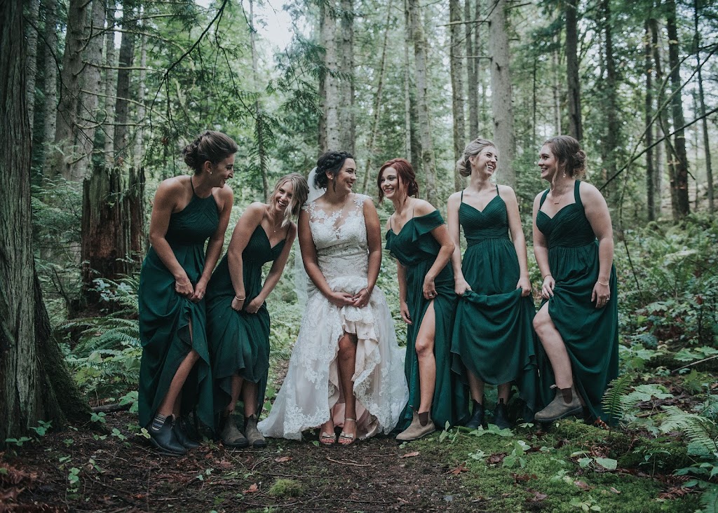 Three Sisters Photography | 472 Chesterfield Ave, Duncan, BC V9L 3L8, Canada | Phone: (250) 710-2985