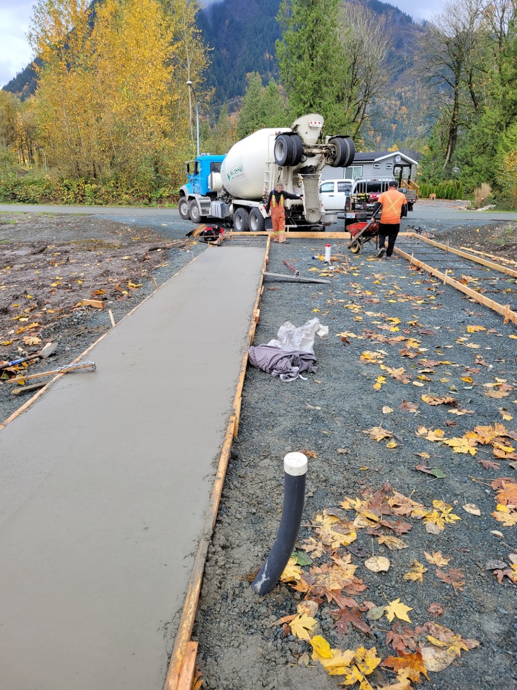 Creek Cedar Contracting Ltd. | 8284 Schiye road, Agassiz, BC V0M 1A2, Canada | Phone: (604) 798-0617