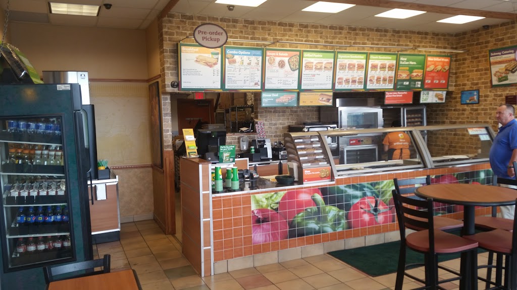 Subway | Shell Gas/Convenience Store, 292 Brock Rd S, Guelph, ON N1L 0A6, Canada | Phone: (519) 821-3646