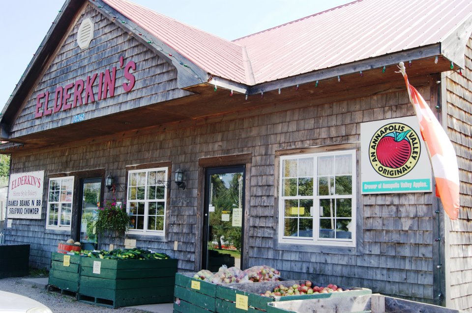 Elderkins Farm Market, Bakery, & U-Pick | 10362 Nova Scotia Trunk 1, Wolfville, NS B4P 2R2, Canada | Phone: (902) 542-7198