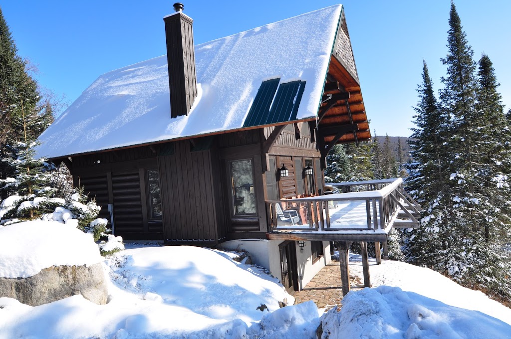 RCNT Chalet #34 | 23 Des, Chemin des Buissons, Lac-Supérieur, QC J0T 1P0, Canada | Phone: (844) 370-0257