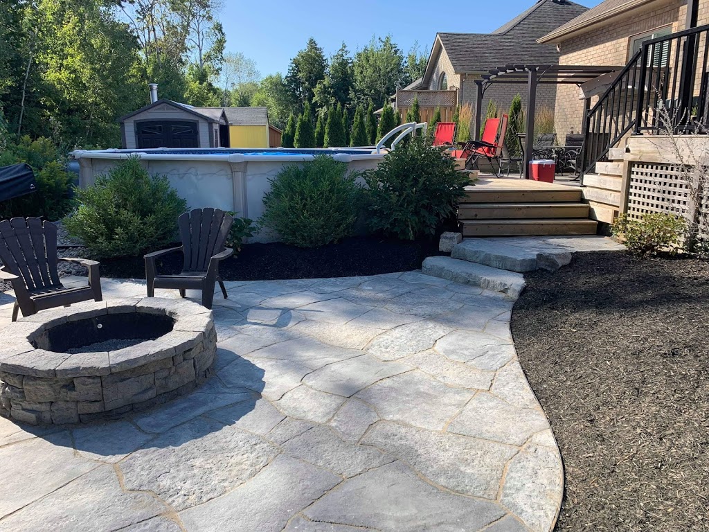 Deep roots landscaping | 7 Coulter Crescent, Trenton, ON K8V 3E9, Canada | Phone: (613) 331-2061