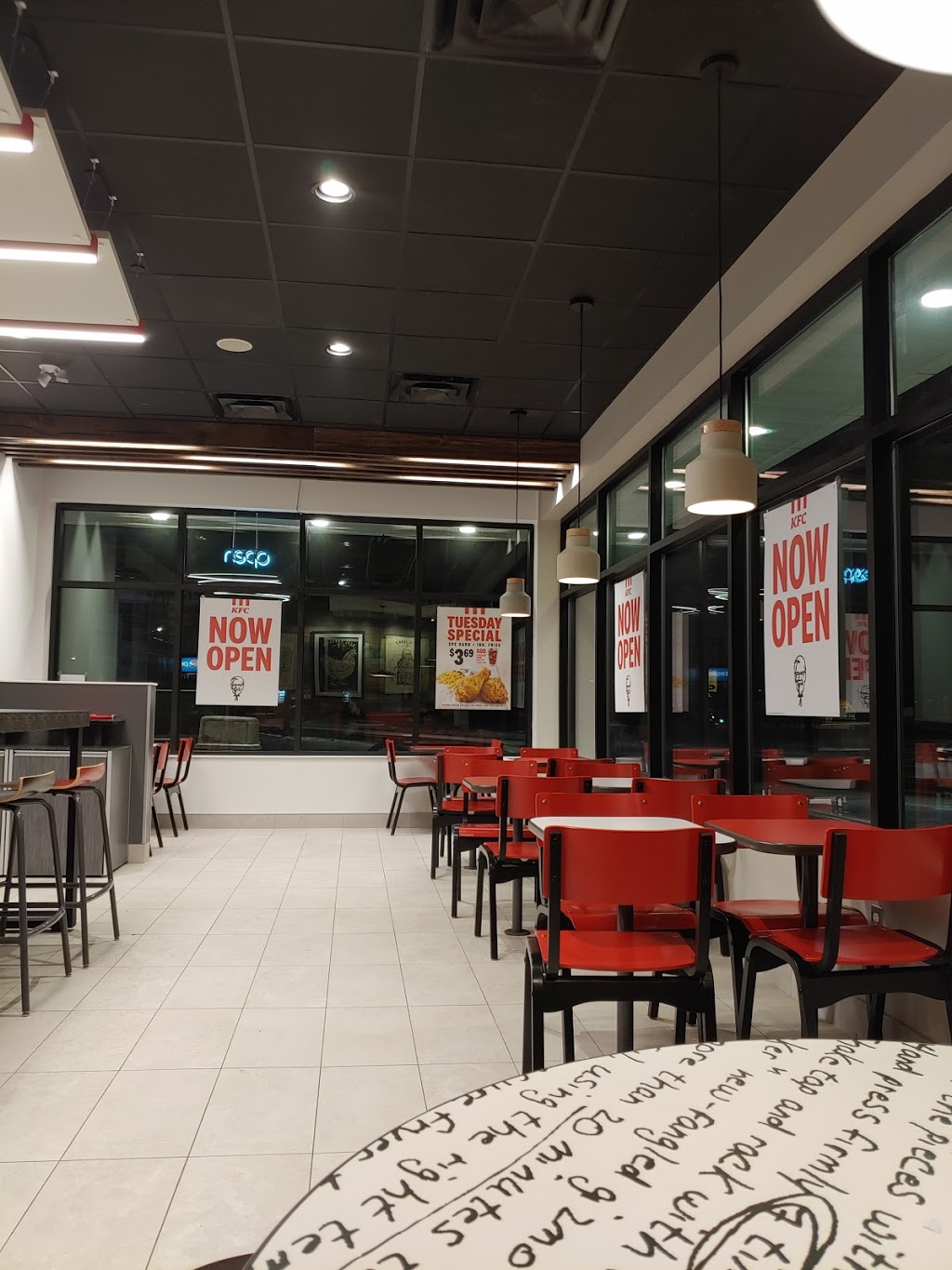 KFC | 350 Scott St, St. Catharines, ON L2N 1J5, Canada | Phone: (289) 273-3924