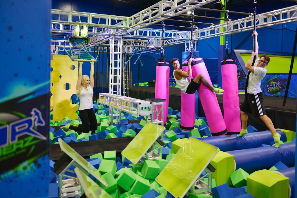 Air Riderz Adventure Park Vaughan | 570 Applewood Crescent #3, Concord, ON L4K 4B4, Canada | Phone: (905) 695-7011