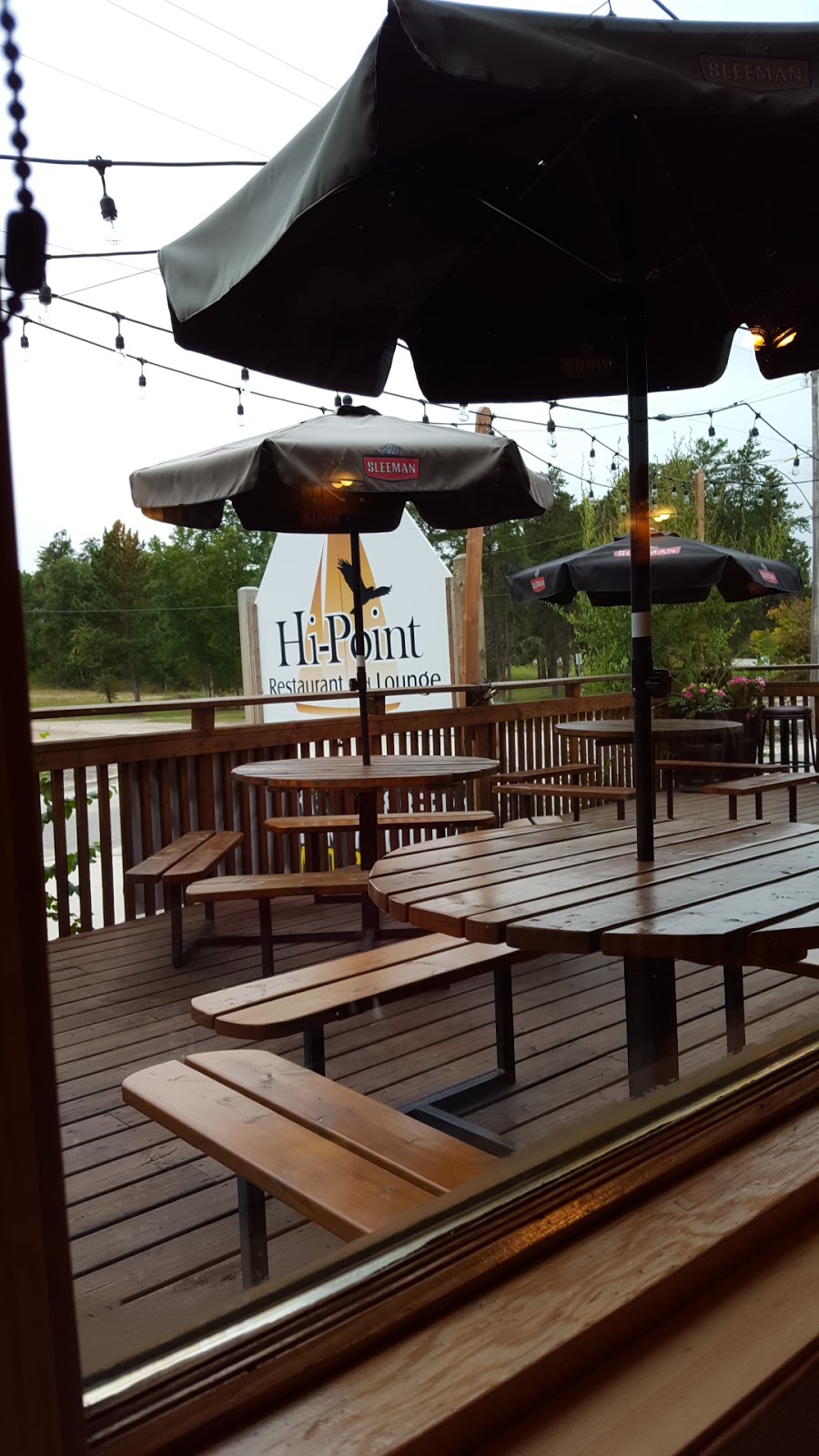 Hi-Point Restaurant & Lounge | Block 5 Lot 4, West Hawk Lake, MB R0E 2H0, Canada | Phone: (204) 349-2269