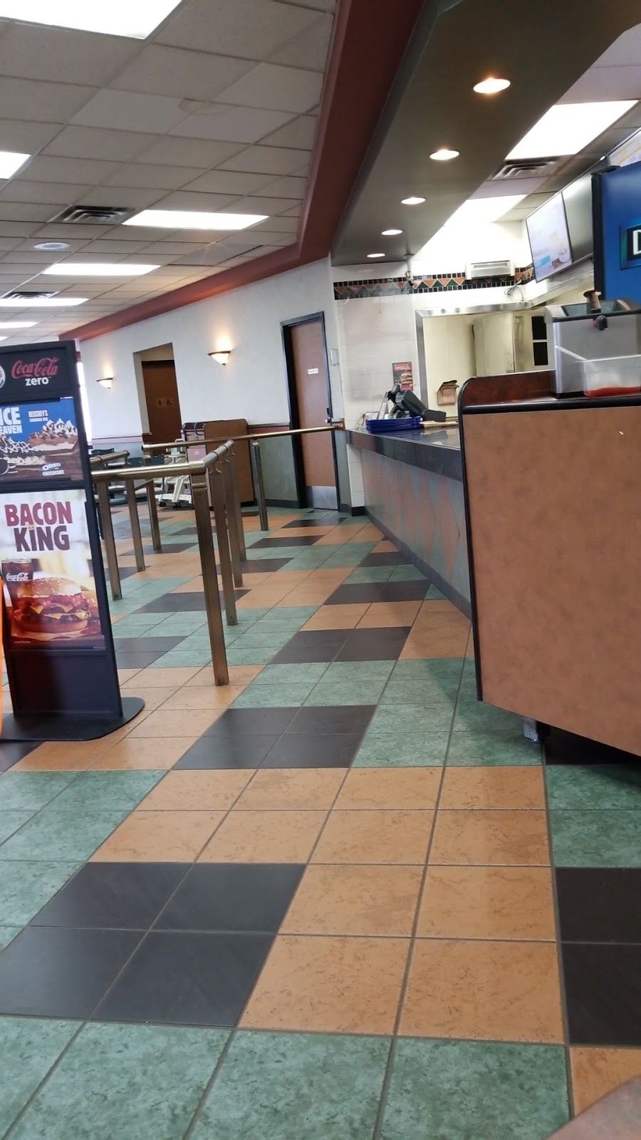 Burger King | 10119 Swenson Way #1B, Delta, BC V4G 1J3, Canada | Phone: (604) 580-2191