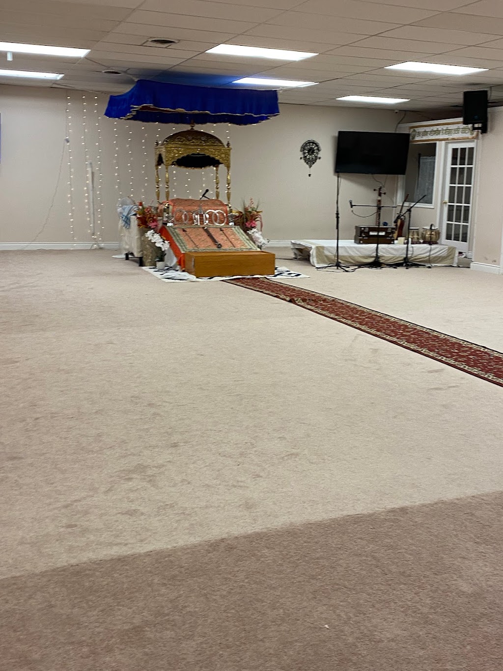 Kingston Sikh Cultural Association Gurudwara | 50 Hickson Ave, Kingston, ON K7K 2N6, Canada | Phone: (647) 571-8013