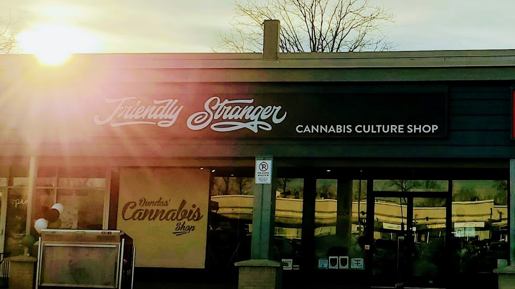 Friendly Stranger Dundas | 101 Osler Dr Unit 112, Dundas, ON L9H 4H6, Canada | Phone: (289) 799-5123