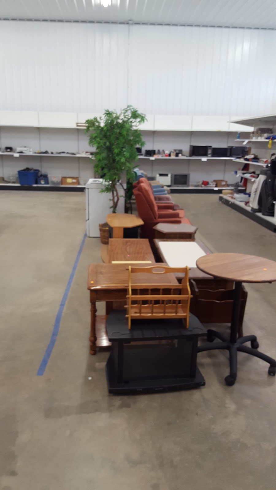 Gospel Echoes Thrift Store | 320C Cargill Rd, Winkler, MB R6W 0K4, Canada | Phone: (204) 325-0095