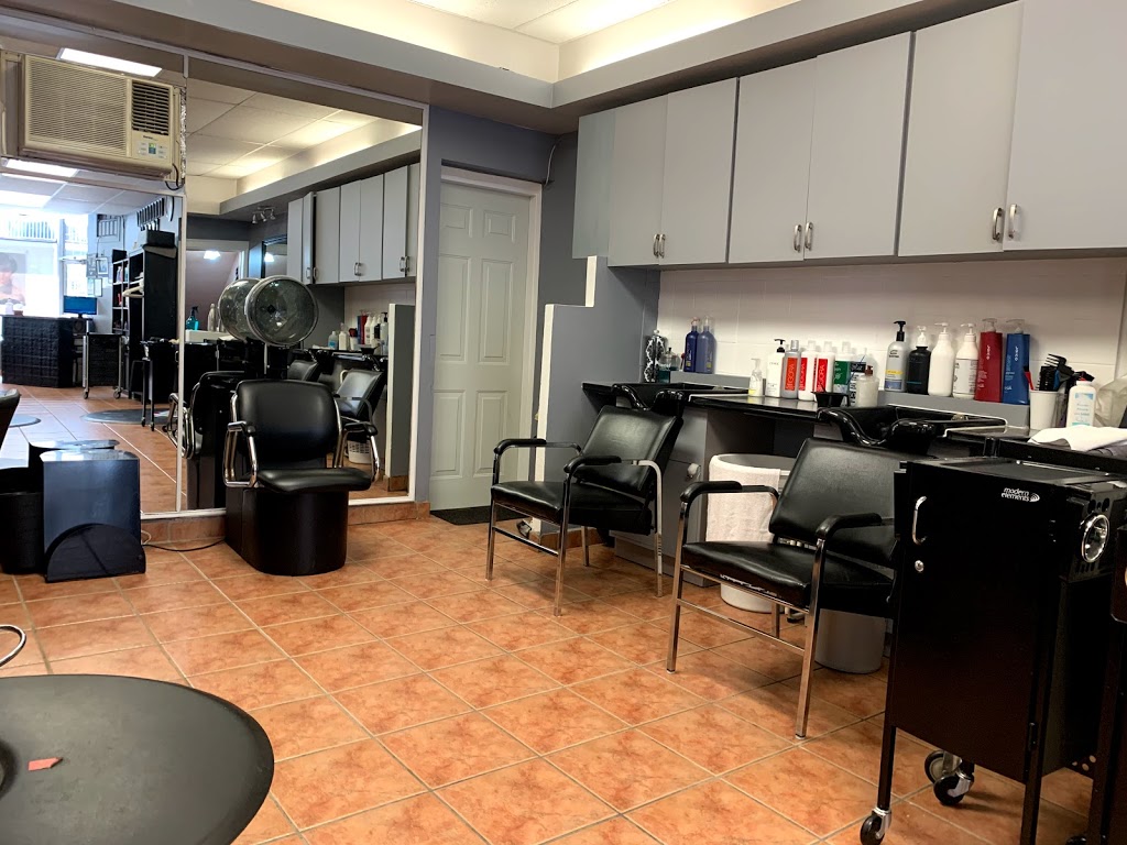 Attitudes In Hair | 933 Mt Pleasant Rd, Toronto, ON M4P 2L7, Canada | Phone: (416) 483-9300