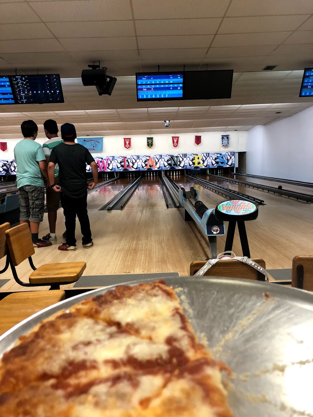 Skyview Lanes | 3 Industrial Rd, Bolton, ON L7E 1K5, Canada | Phone: (905) 857-2511