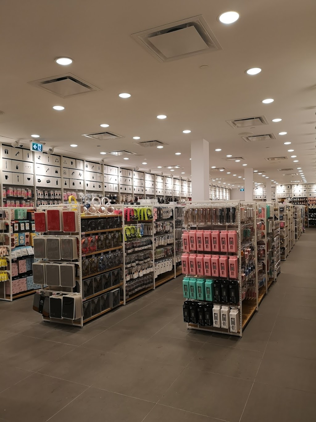 MINISO | 7999 Boulevard des Galeries dAnjou, Anjou, QC H1M 1W9, Canada | Phone: (438) 387-7562