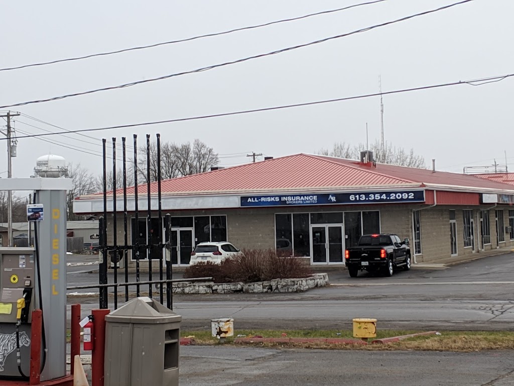 Esso | 359 Centre St N, Napanee, ON K7R 1P7, Canada | Phone: (613) 354-2766