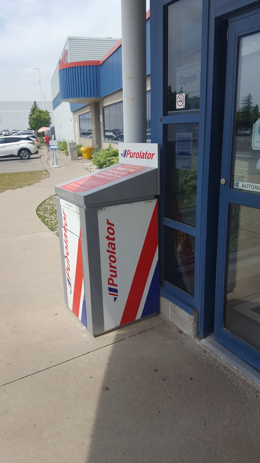 Purolator | 1550 Creditstone Rd, Vaughan, ON L4K 5N1, Canada | Phone: (888) 744-7123