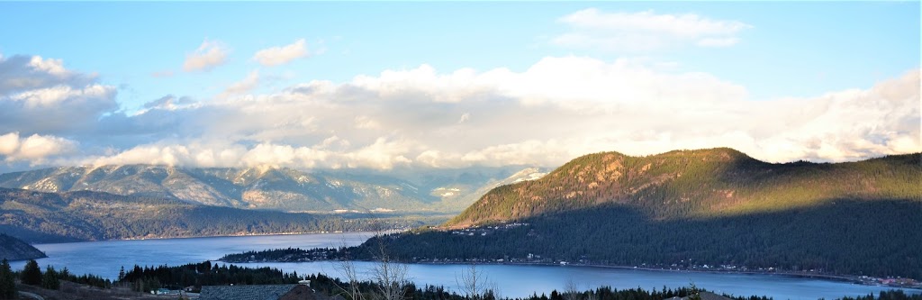 Shuswap Lake Estates | 2405 Centennial Dr, Blind Bay, BC V0E 1H2, Canada | Phone: (250) 675-2523