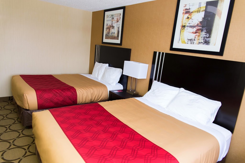 Econo Lodge Hotel Taber | 5302 46 Ave, Taber, AB T1G 2A8, Canada | Phone: (403) 223-8911