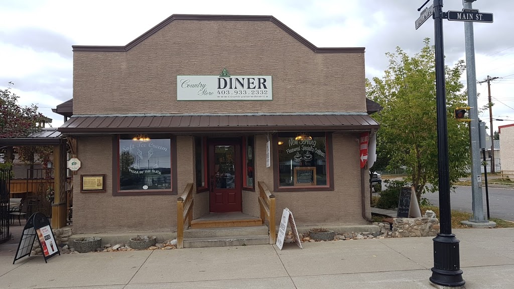 Country Store Diner | 146 Main St NW, Turner Valley, AB T0L 2A0, Canada | Phone: (403) 933-2331