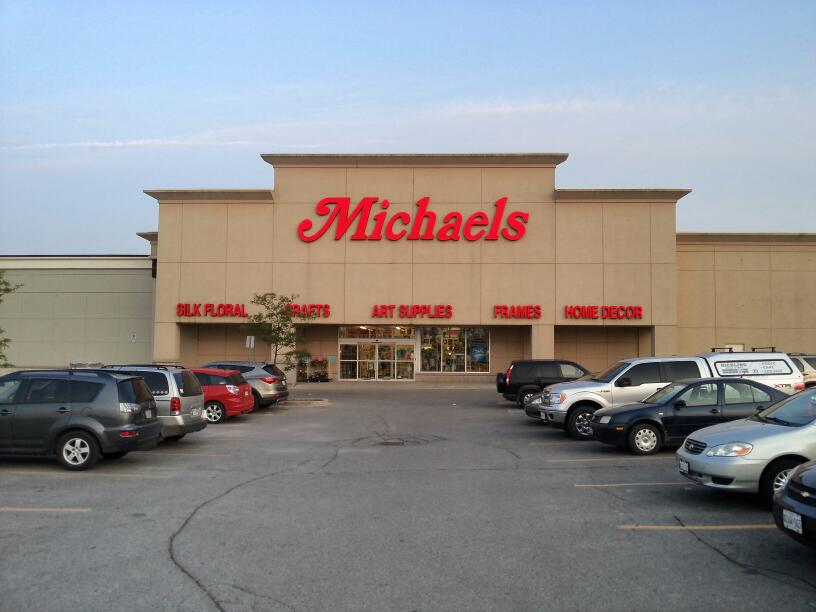 Michaels | 18091 Yonge St, Newmarket, ON L3Y 8W3, Canada | Phone: (905) 853-6639