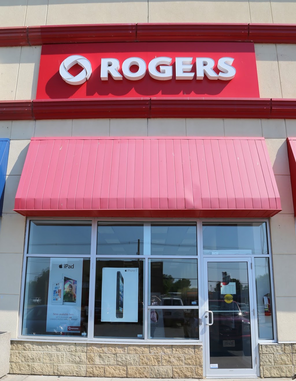 Rogers | 260 Dundas St E, Trenton, ON K8V 1M2, Canada | Phone: (613) 392-4851