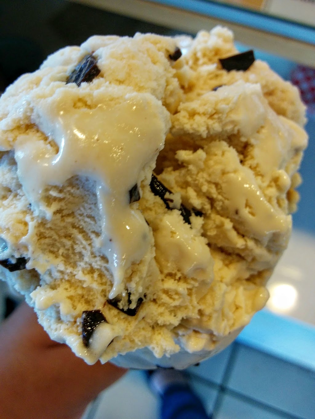 The White Coffee & Ice Cream | 14909 Marine Dr, White Rock, BC V4B 1C2, Canada | Phone: (778) 294-0309