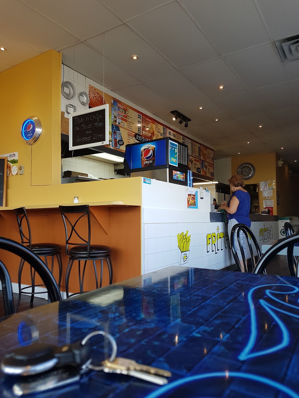 Frites2 | 183 Bd DAnjou, Châteauguay, QC J6J 2R3, Canada | Phone: (450) 844-1002