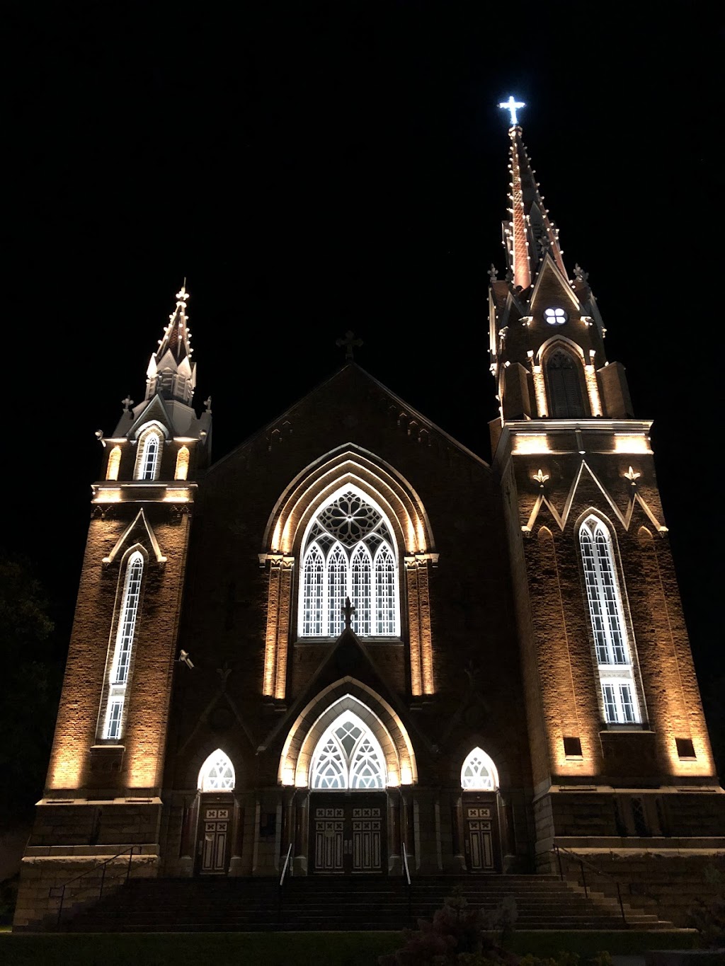 Église Sainte-Agnès de Lac-Mégantic | 4872 Rue Laval, Lac-Mégantic, QC G6B 1E1, Canada | Phone: (819) 583-0370