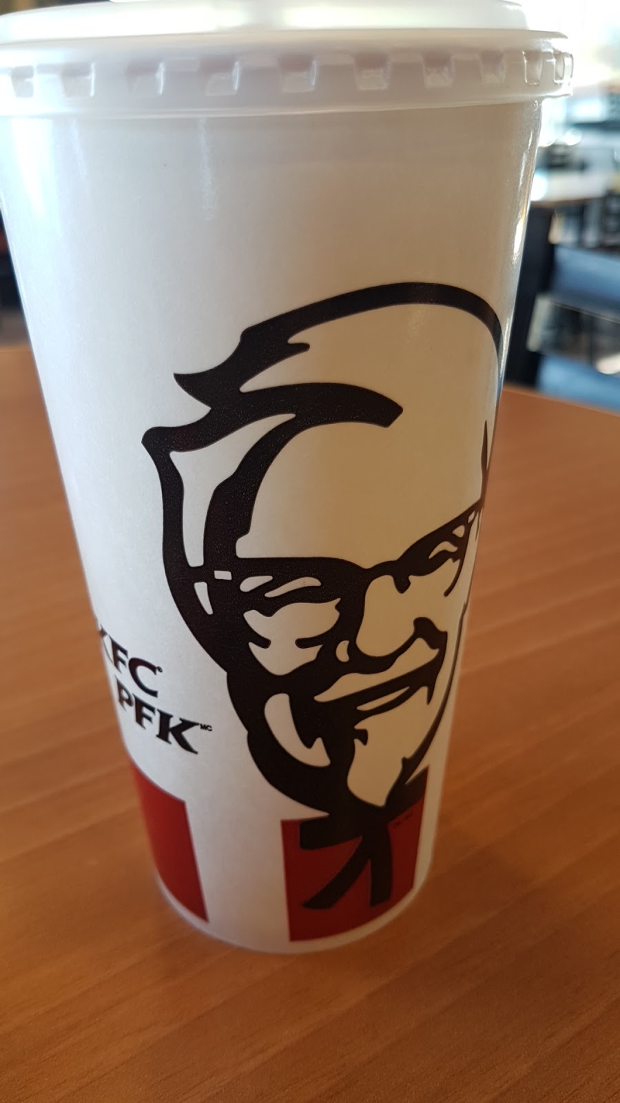 KFC | 644 Yonge St, Barrie, ON L4N 4E6, Canada | Phone: (705) 719-7467