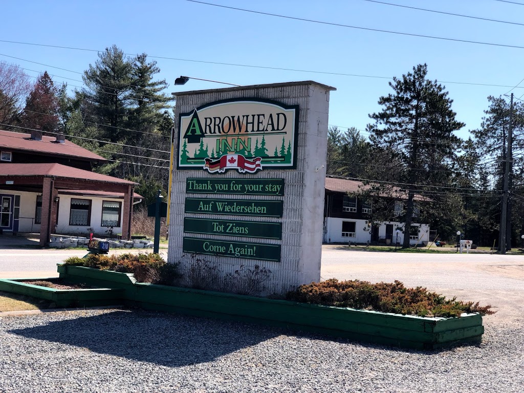 Arrowhead Inn | 210 Arrowhead Park Rd, Huntsville, ON P1H 2J4, Canada | Phone: (705) 789-7307