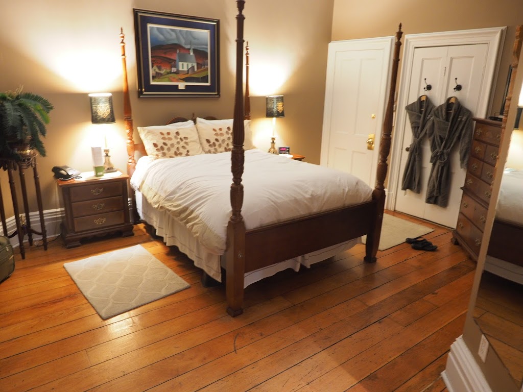 Breadalbane Inn | 487 St Andrew St W, Fergus, ON N1M 1P2, Canada | Phone: (519) 843-4770