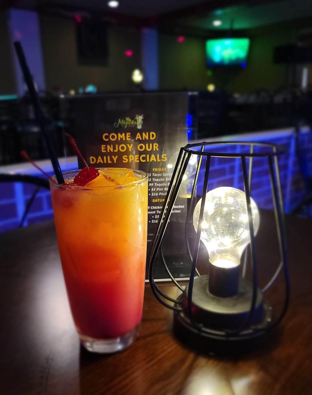 Mojitos Pub | 12411 King George Blvd, Surrey, BC V3V 3K3, Canada | Phone: (778) 223-6936