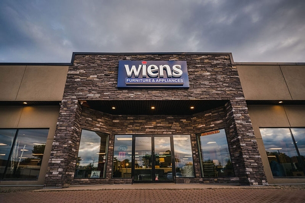 Wiens Furniture | 132 Main St Box 340, Niverville, MB R0A 1E0, Canada | Phone: (204) 388-4149