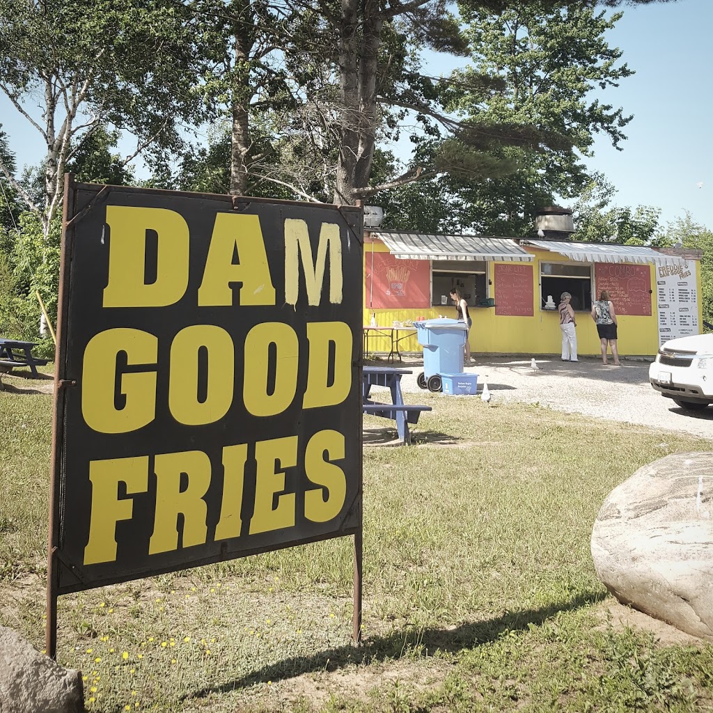 Freddies Dam Good Fries | Cassell Dr, Springwater, ON L0L 1V0, Canada | Phone: (705) 835-3673