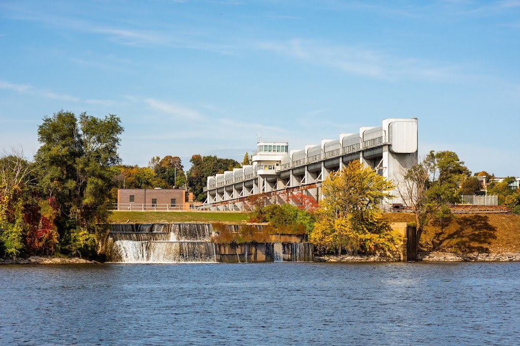 Residence Le Portofino | 3225 Boul. Gouin E E, Montréal-Nord, QC H1H 5V8, Canada | Phone: (514) 321-0880