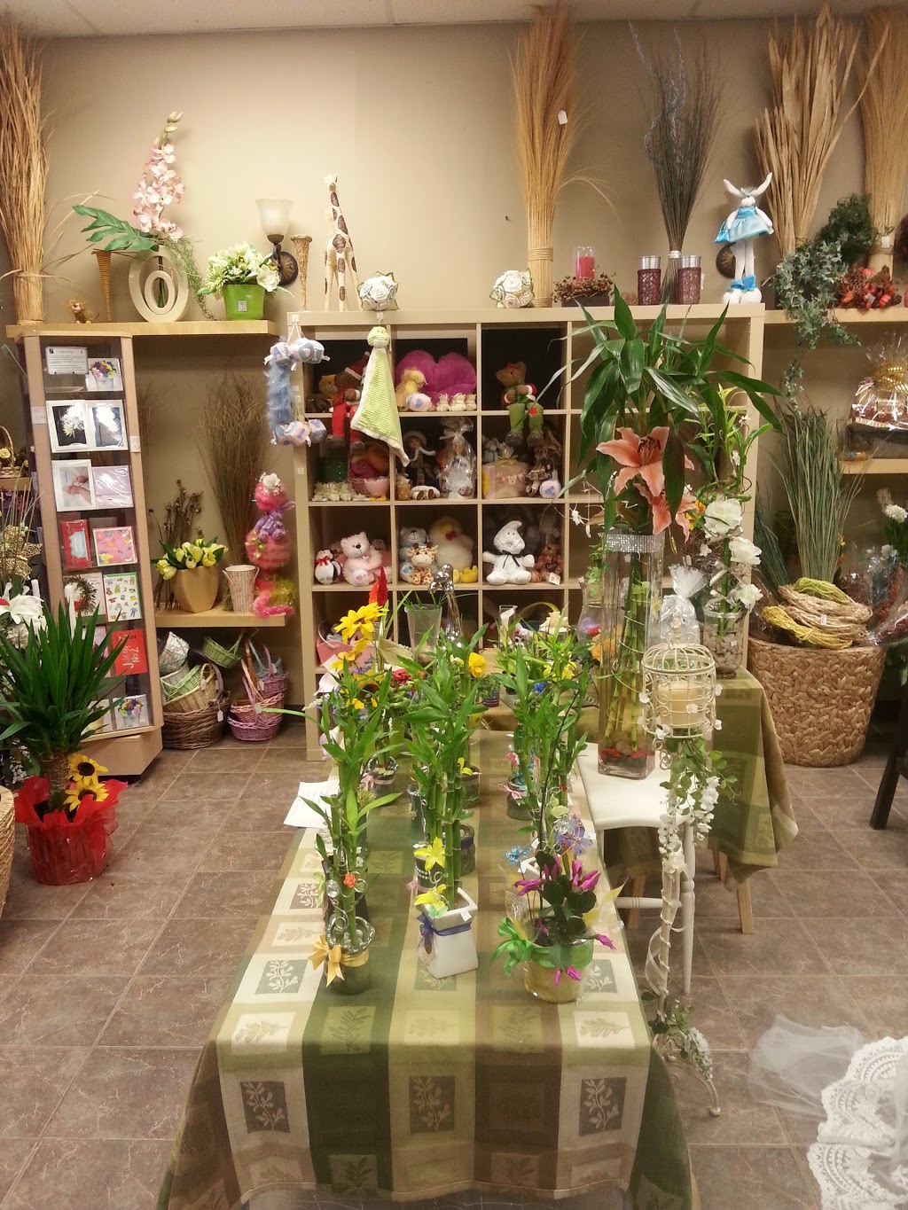 Fleuriste Pétales Ca | 382 Boulevard Adolphe-Chapleau, Bois-des-Filion, QC J6Z 1H3, Canada | Phone: (450) 965-1885